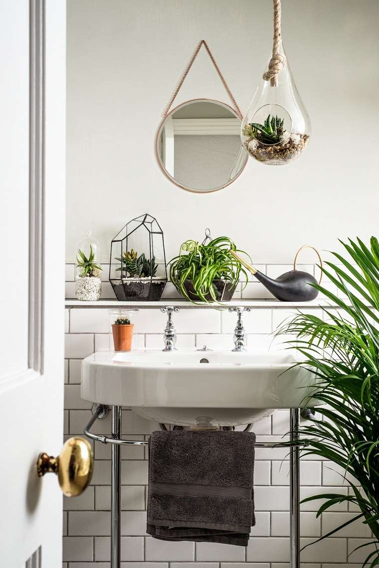 salle de bain déco plante pot miroir idée design intérieur déco nature