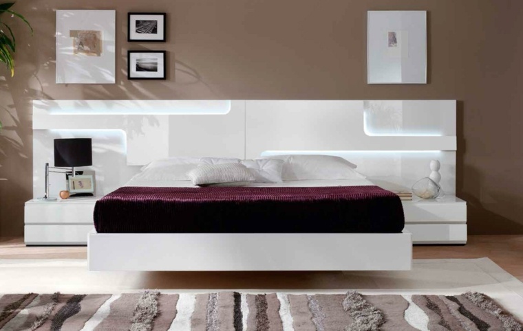 lit moderne blanc violet style elegance
