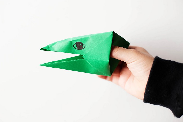 origami-idee-diy-papier-vert-monstre-dinosaure