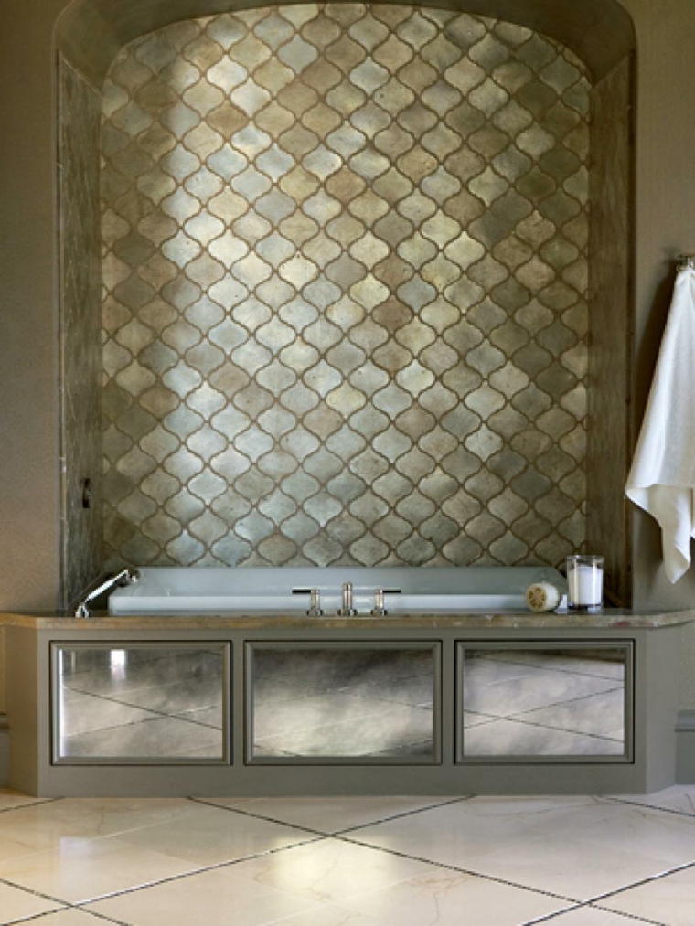salle-de-bain-marocaine-carrelage-mosaique-argentee