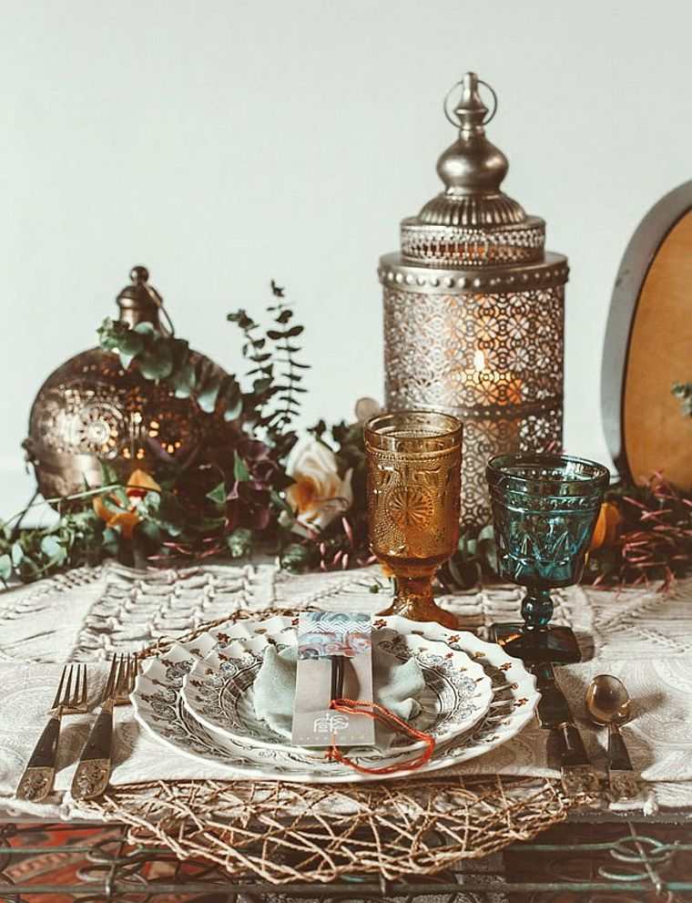 theme-mariage-marocain-deco-table-idee-accessoires-style-oriental