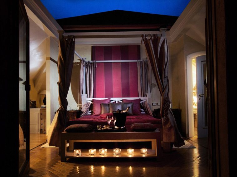 toit glissant-hotel-romantique-rideaux