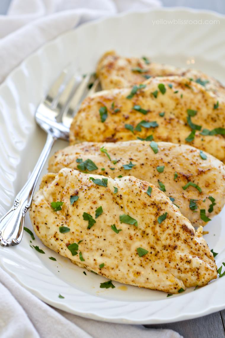 plat-epices-persil-blanc