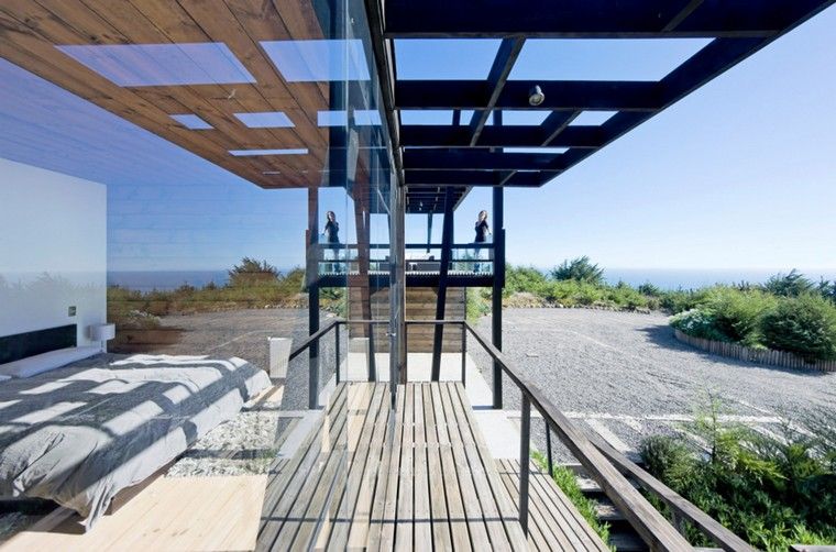 terrasse suspendue en bois design extérieur 
