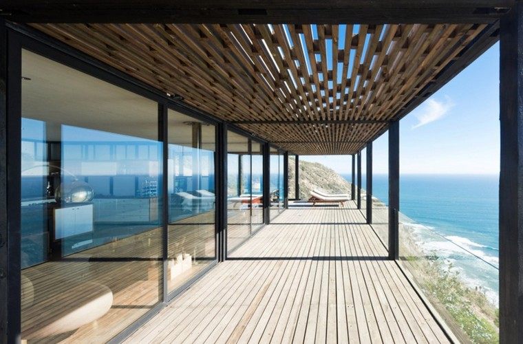 terrasse suspendue en bois revêtement idée exterieur