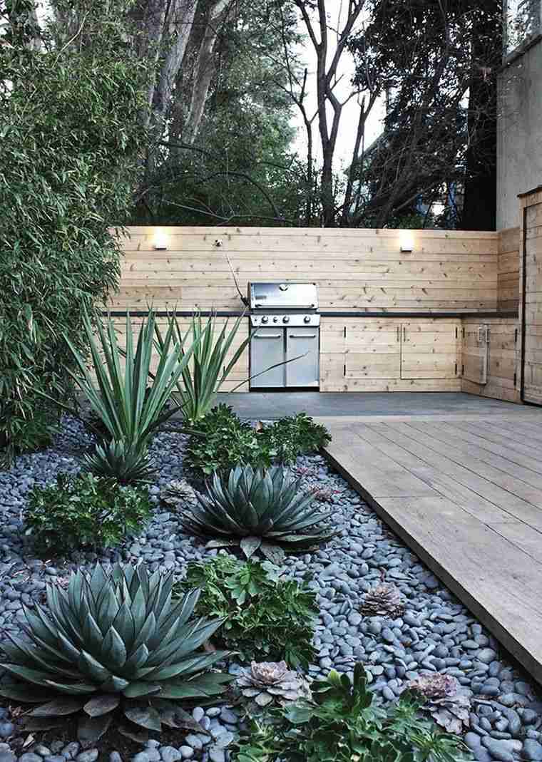 aménagement extérieur maison jardin-sec-rocaille