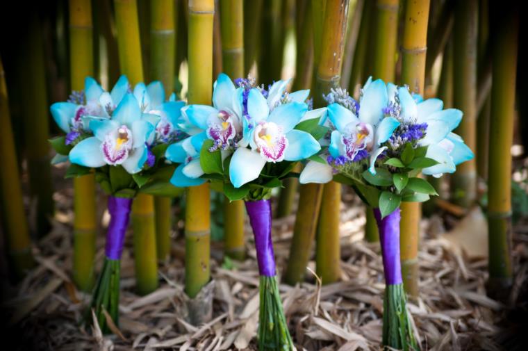 mariage plume de paon boutonnieres-fleurs-violet