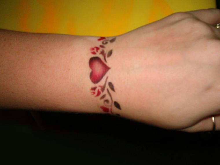 dessin-bracelet-dessin-coeur