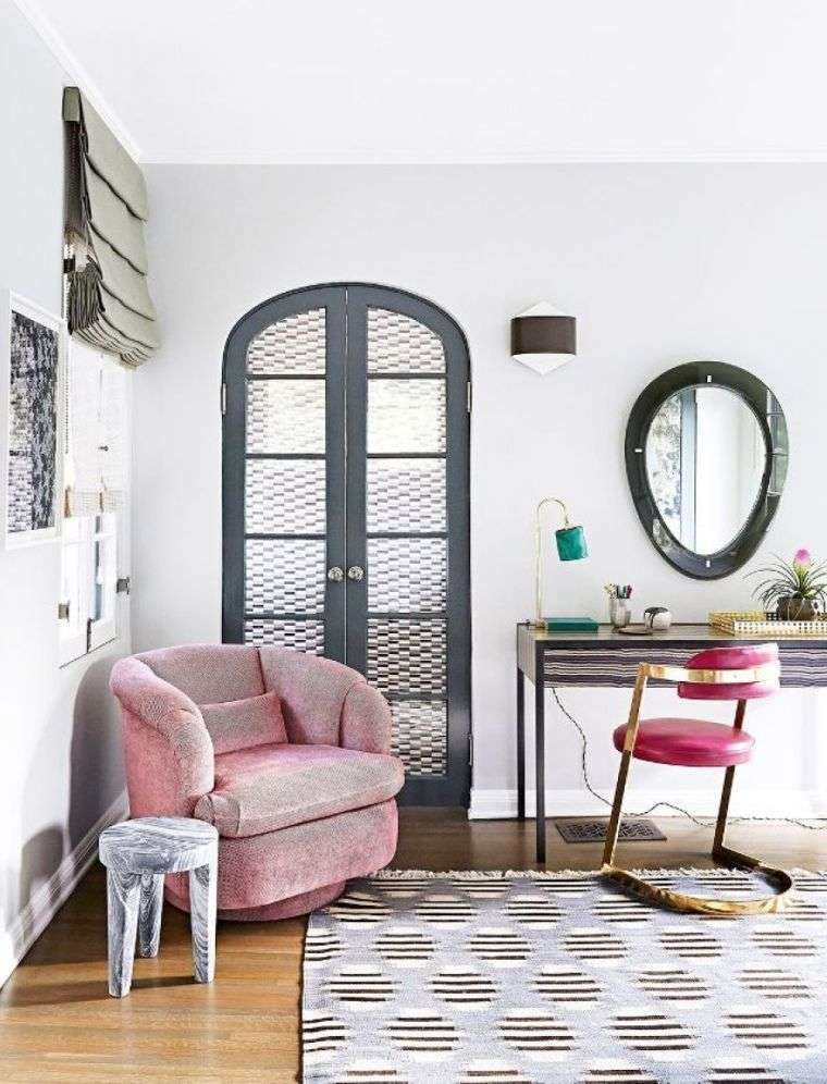 couleur-chambre-rose-et-gris-deco-fauteuil-coiffeuse