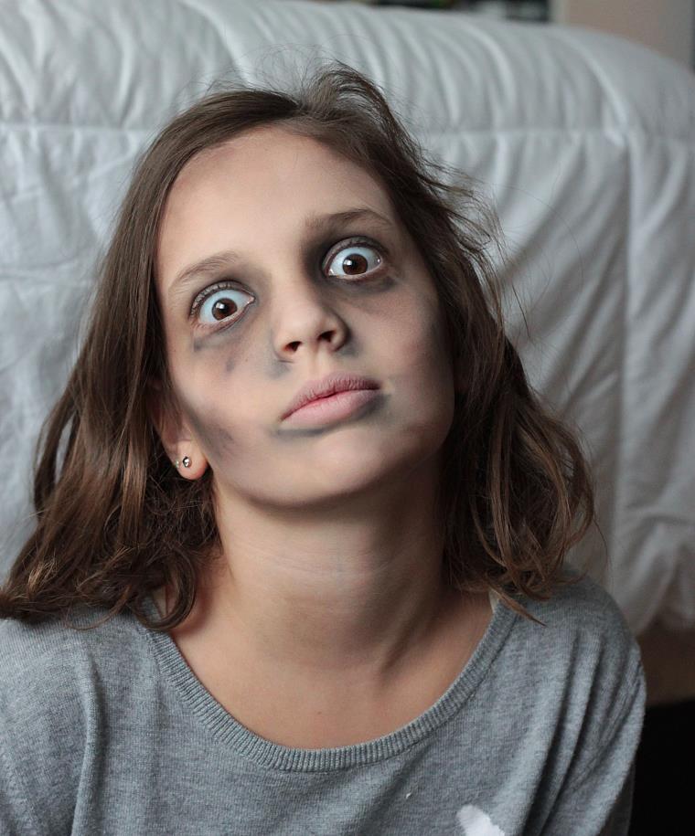 idee-zombie-fille-makeup