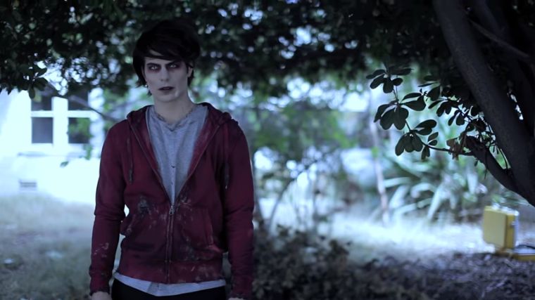 maquillage-halloween-zombie-homme-tuto-video-facile