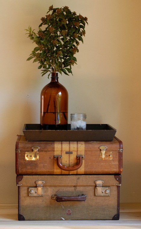 salon-de-jardin-pas-cher-table-vintage-recup-valise