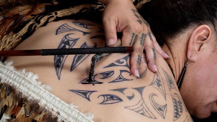 tatouage maorie signification-tattoo-traditionnel