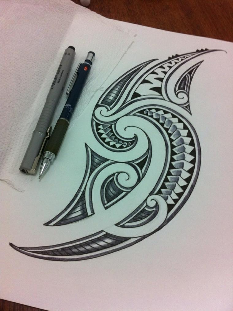 maori-tatouage-idees-dessin-design-tatouage-polynesien