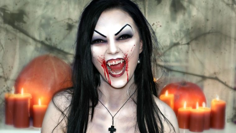 maquillage-halloween-effrayant-fille-vampire