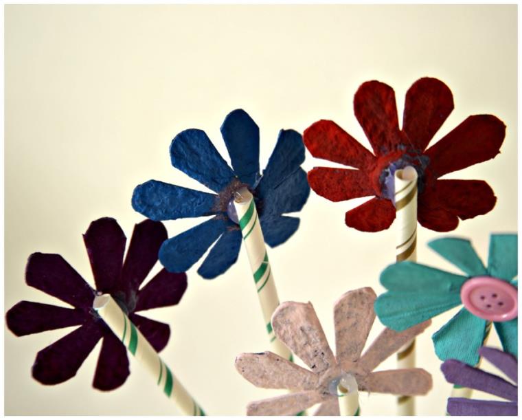 peinture-boite-oeufs-fleurs