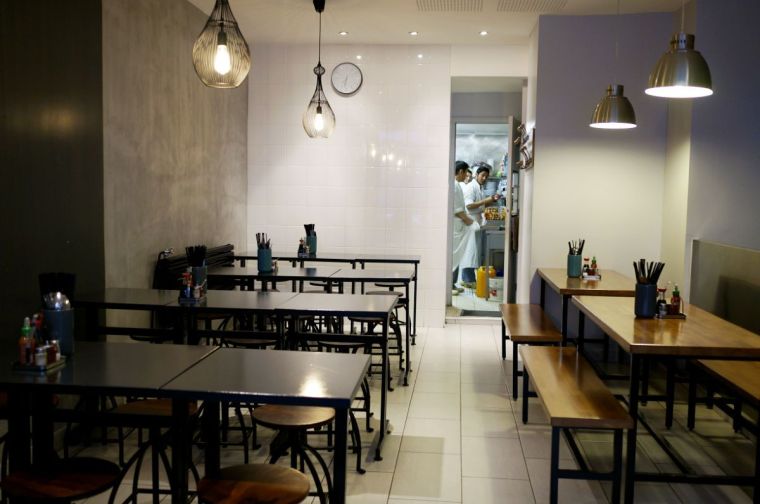 Tien-Hiang-restau-minimaliste-interieur