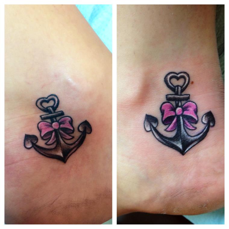 ancre-mer-tattoo-femme