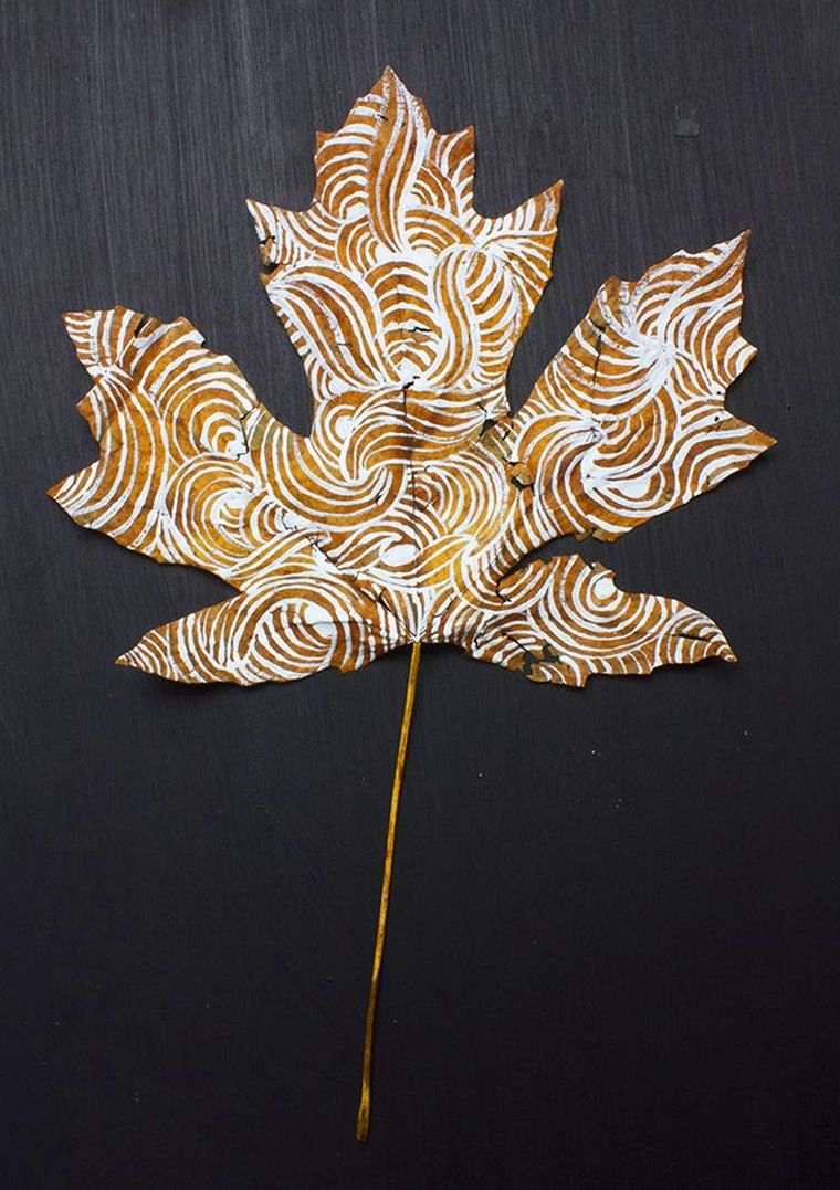 decoration-feuille-arbre-automne-doodle
