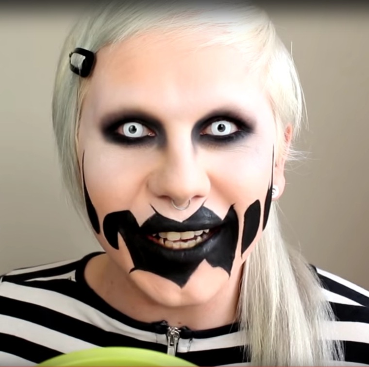 maquillage pour halloween fantome-blond