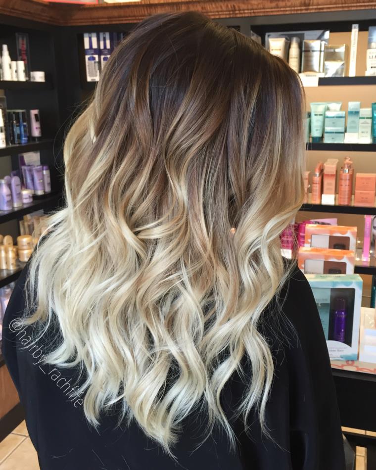 cheveux-fonces-blonds-coloration