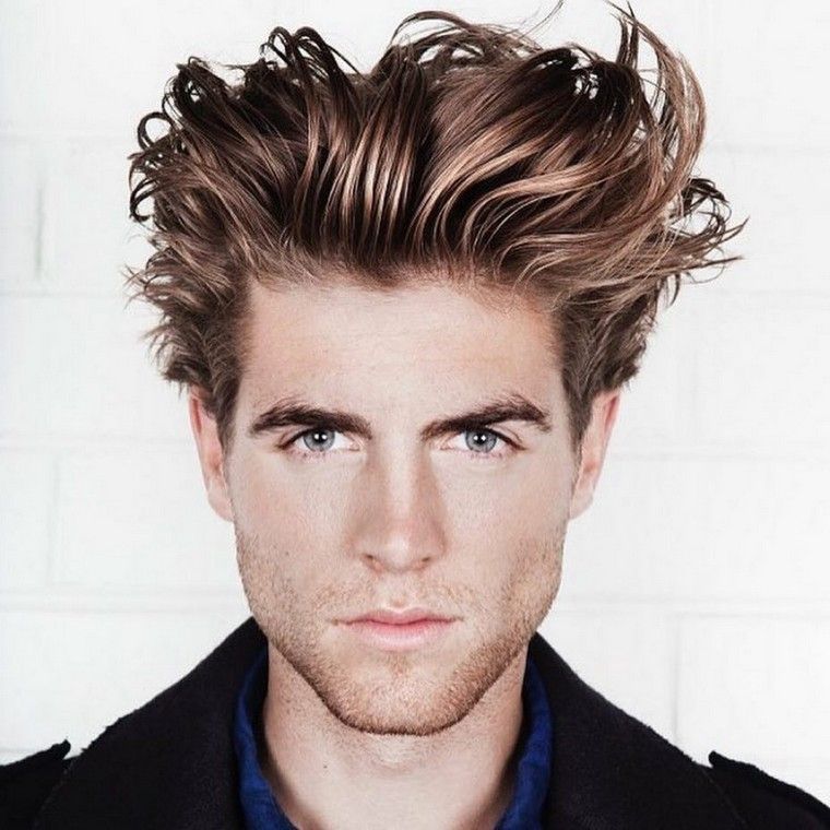 cheveux longs homme coiffure homme coupe 