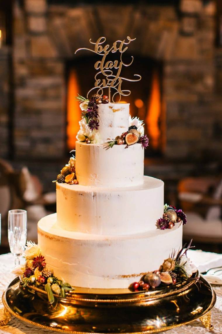 gâteau de mariage automne-fleurs-fruits-saison