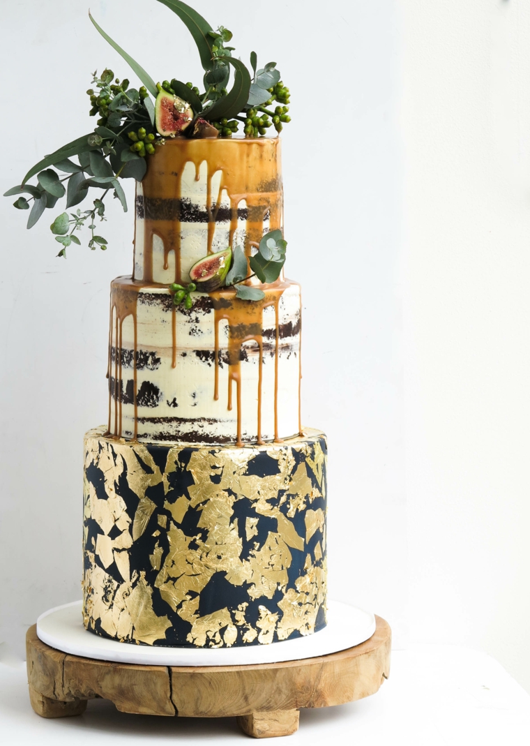 gâteau de mariage bouleau-or
