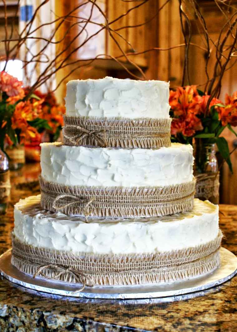 gâteau de mariage elegant-theme-decor-automne