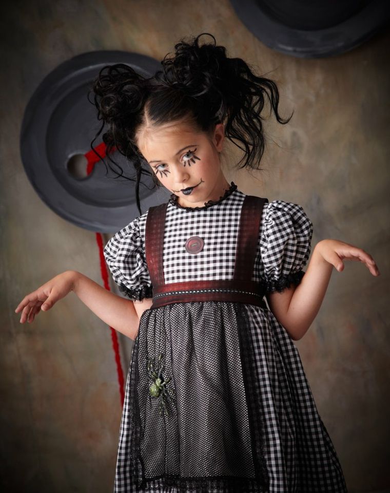 maquillage halloween fille simple-poupee-effrayante