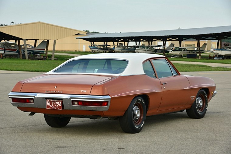 muscle-car-pontiac-t37-1971