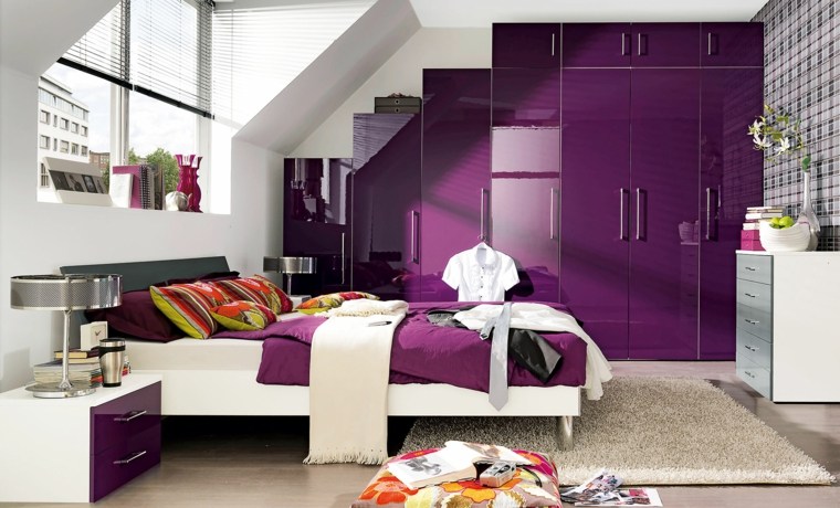 violet blanc-armoire-violette-chambre