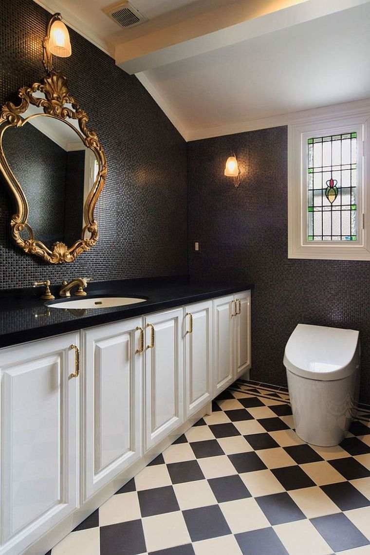 miroir-cadre-or-style-baroque-salle-de-bain-idee
