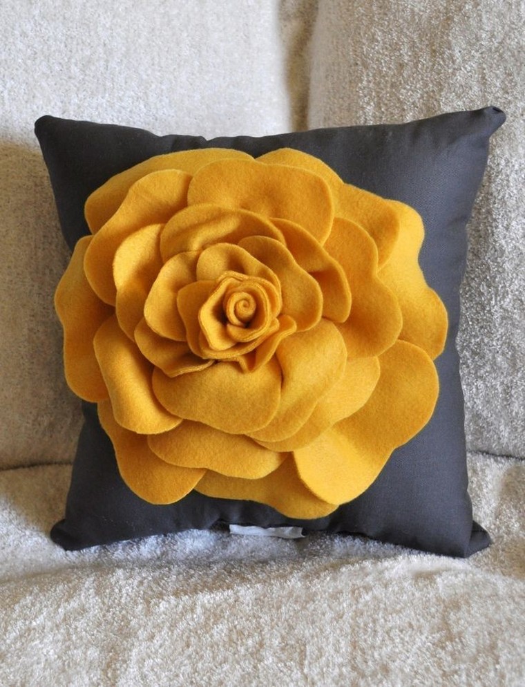 coussin-deco-salon-idee-canape
