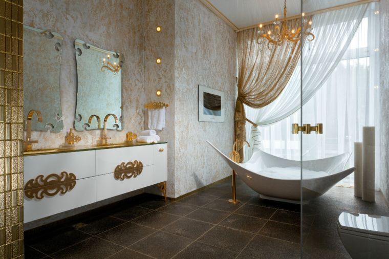 deco-luxe-salle-de-bain-glamour-miroir-baroque