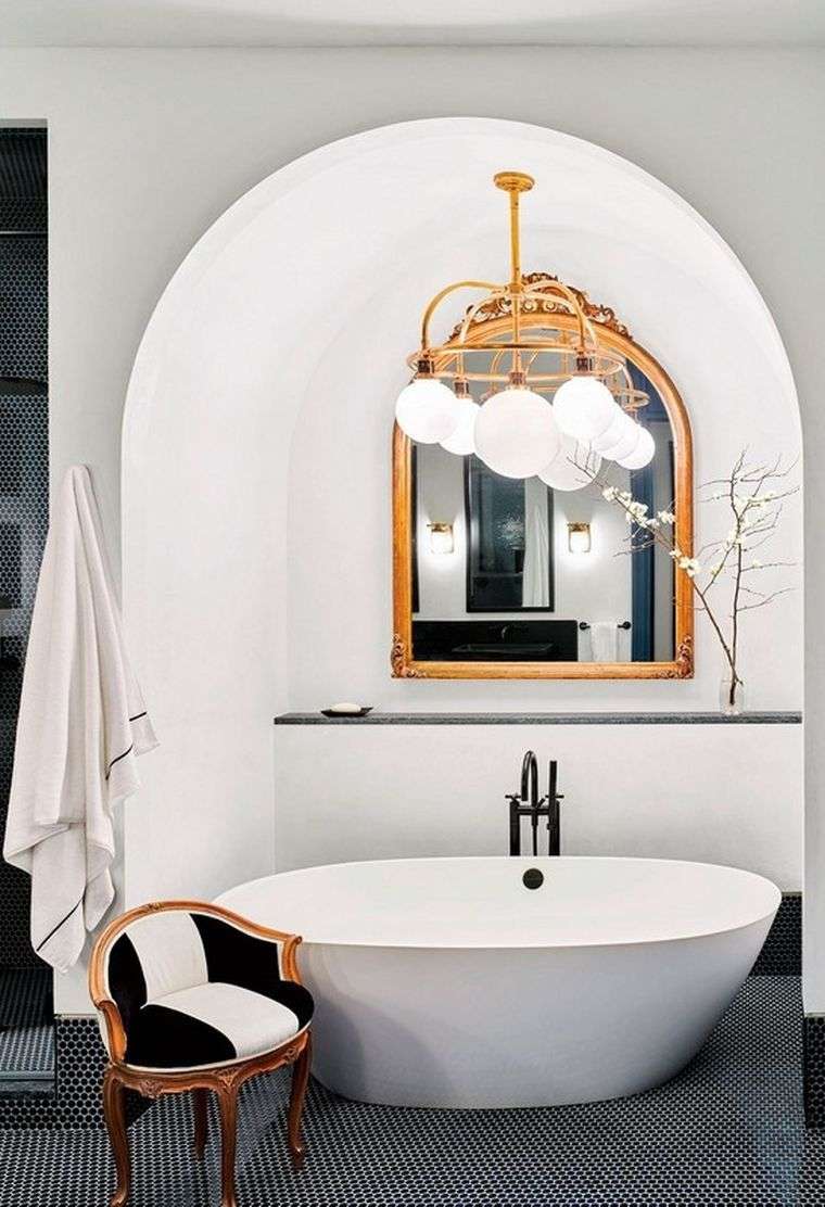 déco salle de bain de luxe style-glamour-accessoires-revetements-idees
