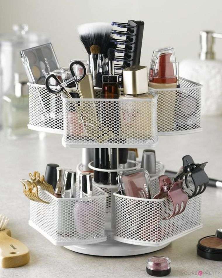 idee-rangement-pour-maquillage-coiffeuse-organisation