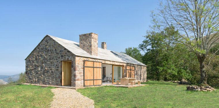 maison pierre et bois renovation-villa