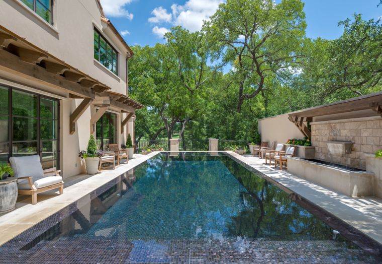 petit-jardin-maison-moderne-deco-terrasse-piscine-pierre