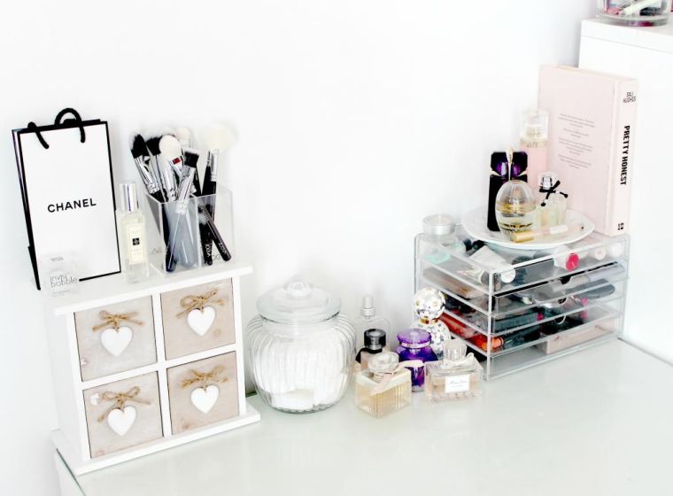 rangement-pour-maquillage-coiffeuse-organisation-idees