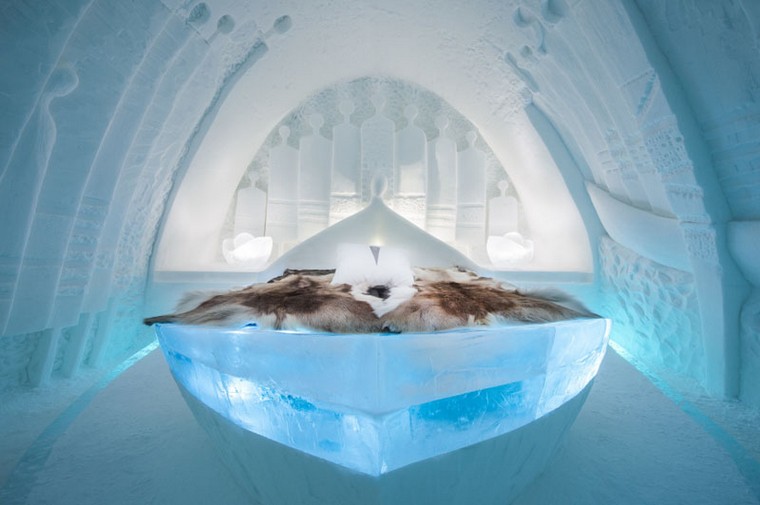 art-suite-chambre-lit-glace
