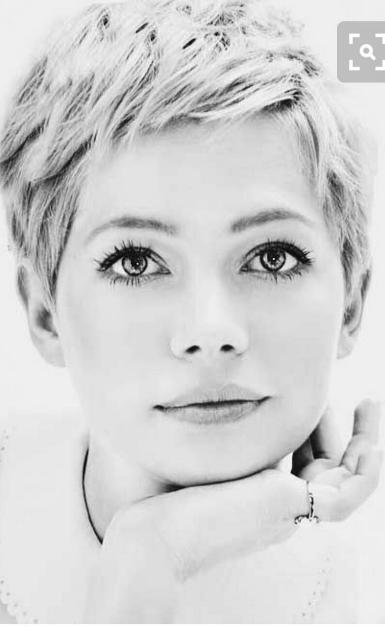 pixie-coupe-femme-courte-tendance-cheveux