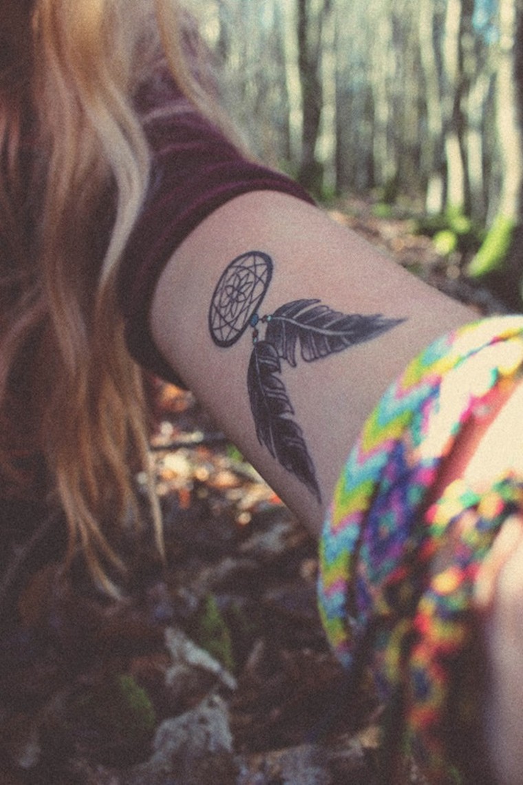 idee-tatouage-avant-bras-femme