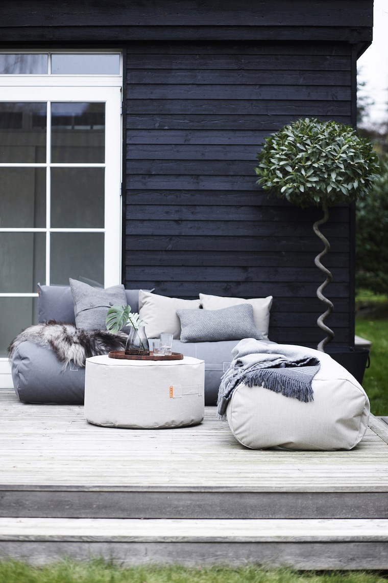 exterieur-pouf-amenagement-exterieur-mobilier-jardin