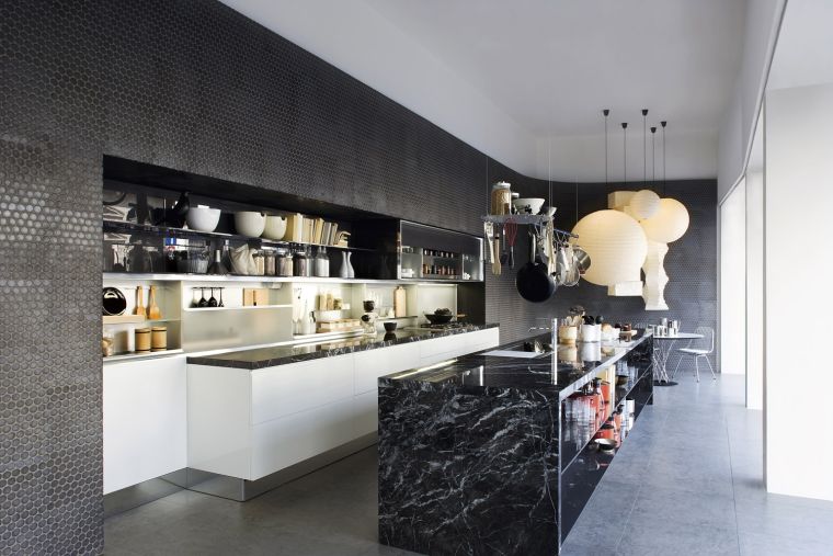 marbre noir deco-cuisine-ilot-central-moderne