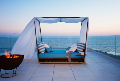 mobilier de jardin haut de gamme canape-pergola-