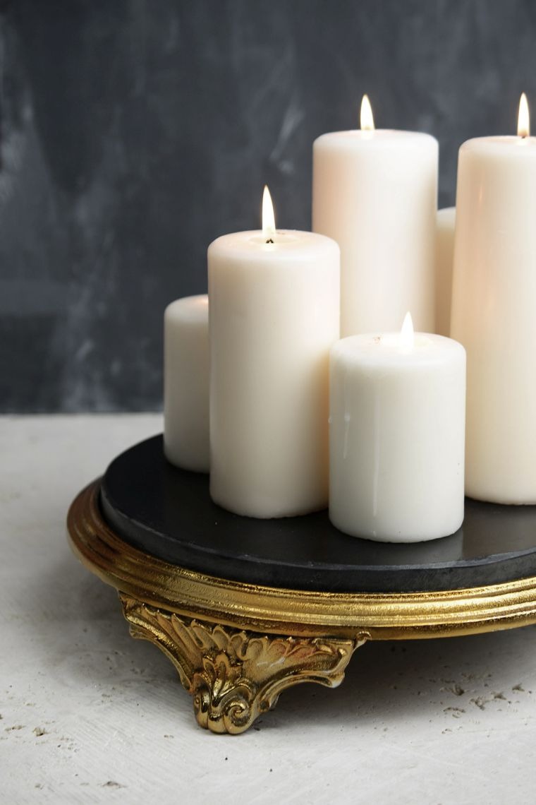 plateau-marbre-noir-or-deco-bougies
