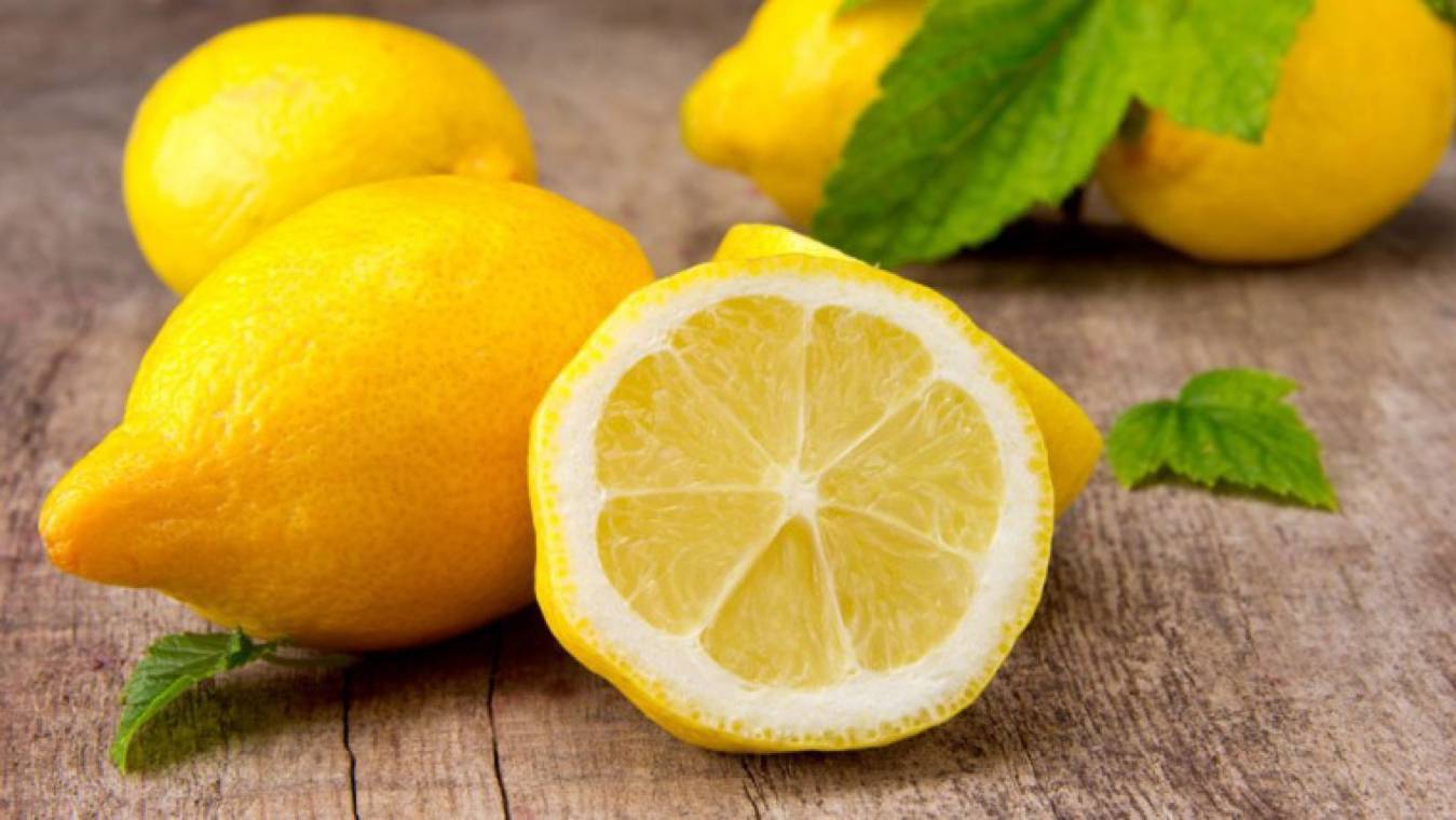 cuisine jaune avec-citrons