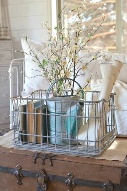 deco vintage pas cher chambre-valise-table-objet-metal-pour-lait-antan