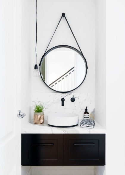 luminaire-suspendu-salle-de-bain-noir